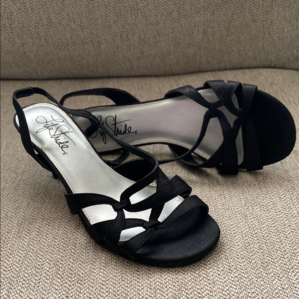 Life Stride Women's Black Sandals